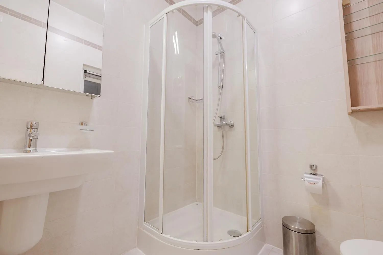 102 Seafront 3Bed Sliema With Pool By Homely