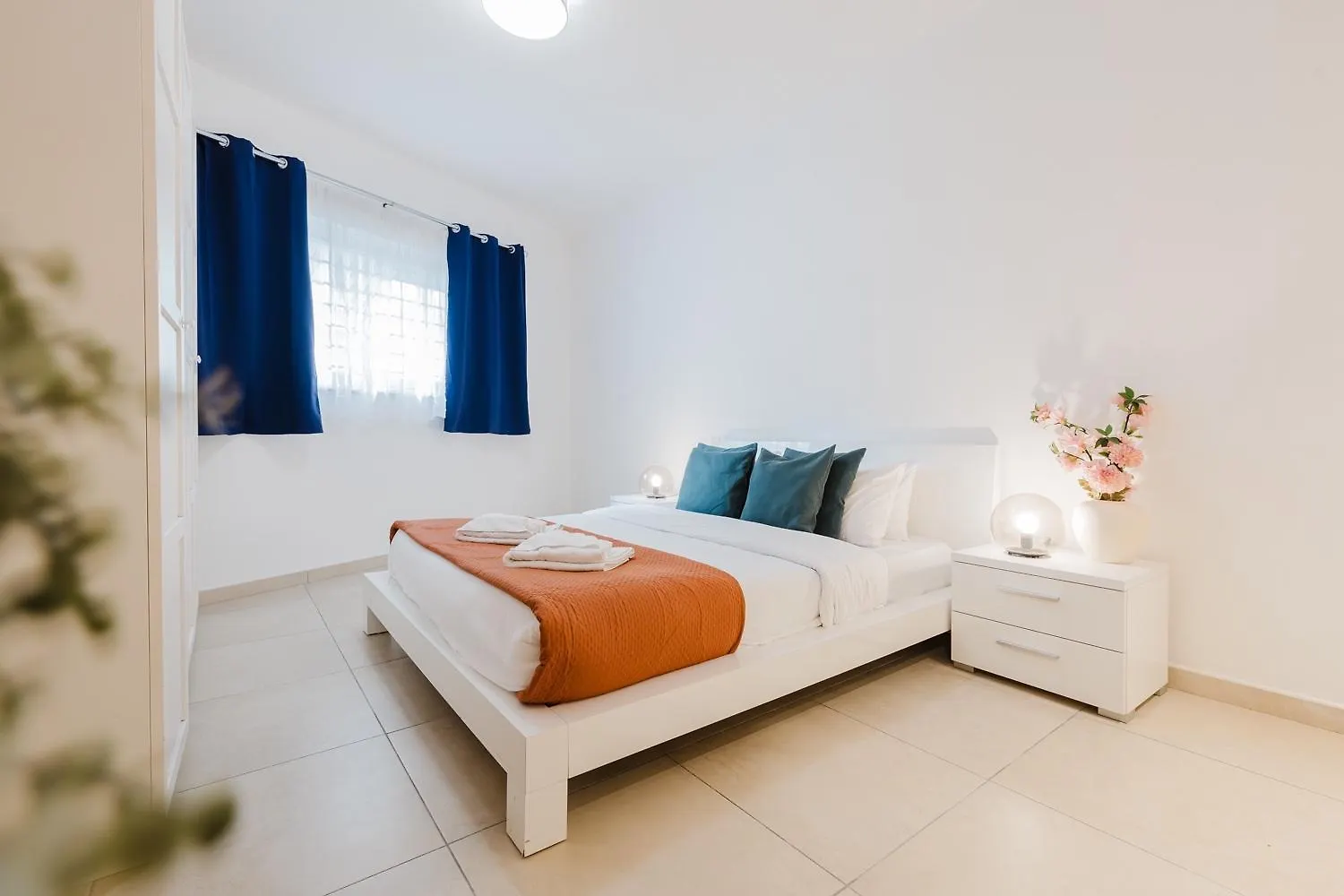 Apartment 102 Seafront 3Bed Sliema With Pool By Homely