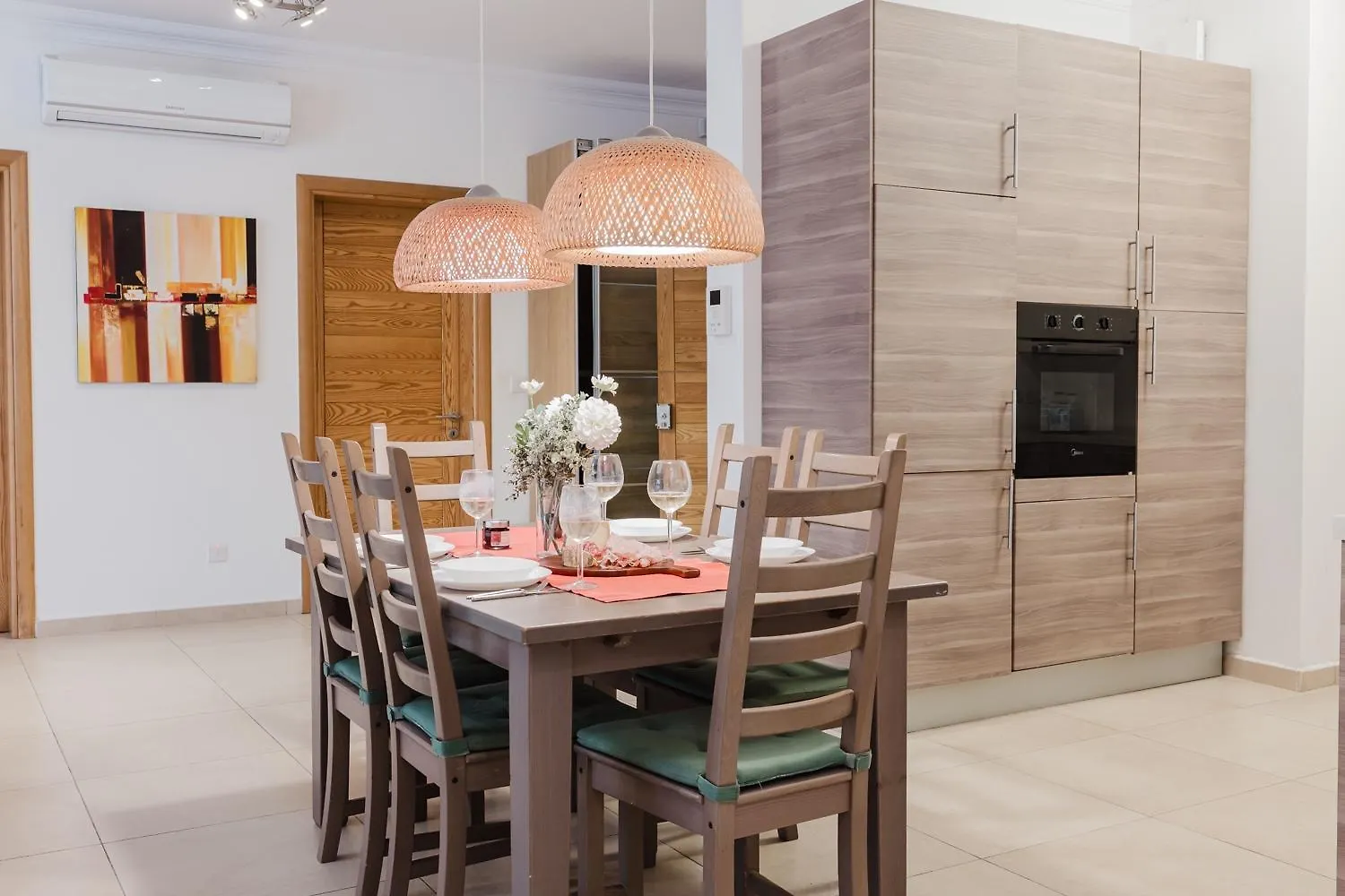 102 Seafront 3Bed Sliema With Pool By Homely Apartment